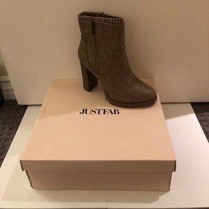 Just Fab “Jessie James Decker” Heel booties